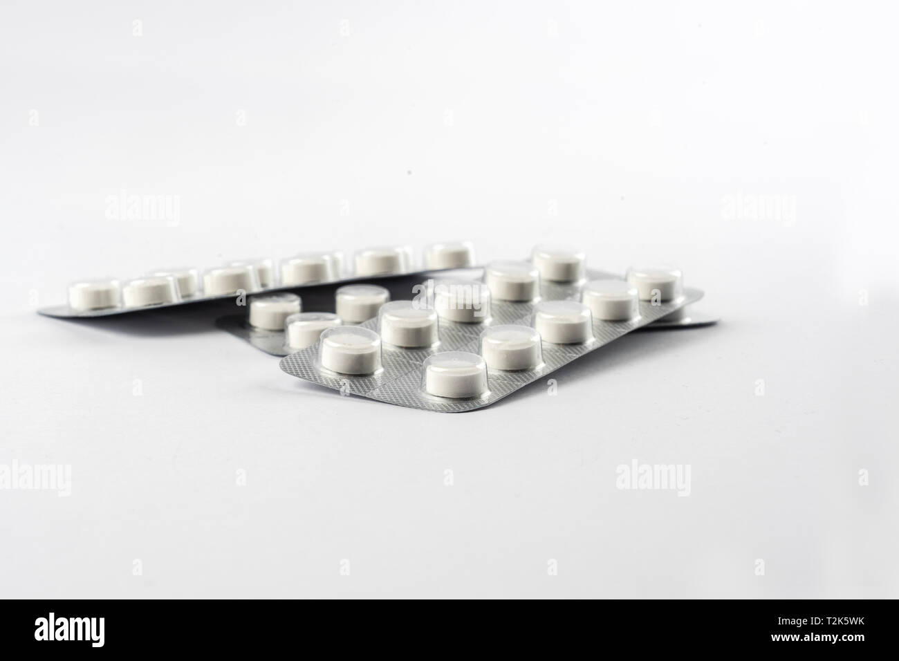 Aspirin blister pack white hires stock photography and images Alamy