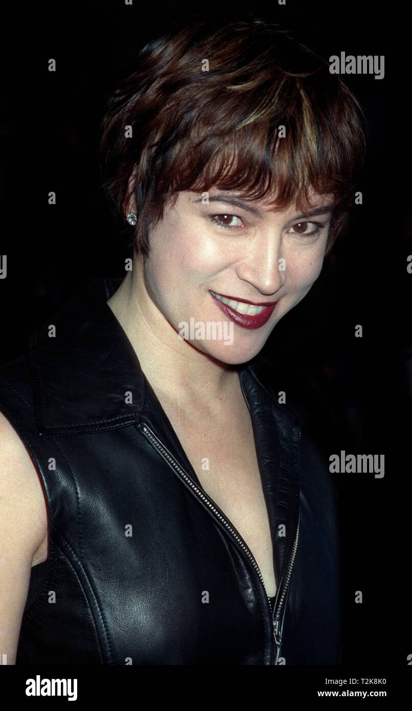 Ular uni aylanib otishadi va ichkarida tugatishadi Lego jinsiy aloqa video Lego jinsiy aloqa