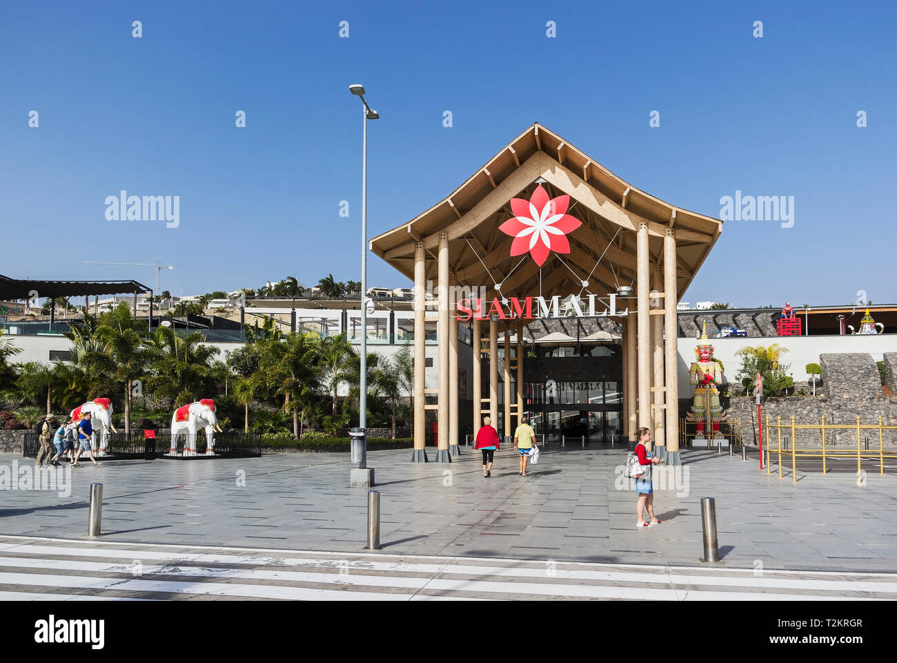 Shoppping Mall High Resolution Stock Photography and Images - Alamy