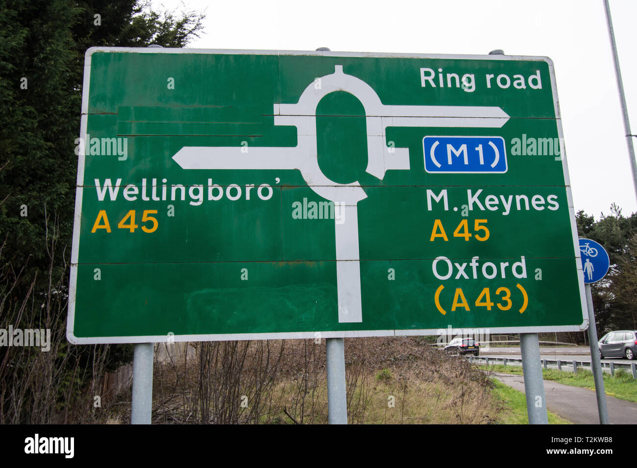 Road sign Wellingborough Milton Keynes Stock Photo - Alamy