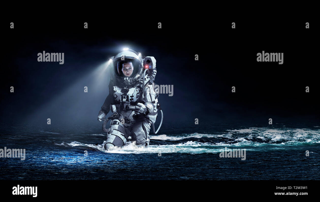 Astronaut in space running hi-res stock photography and images - Alamy
