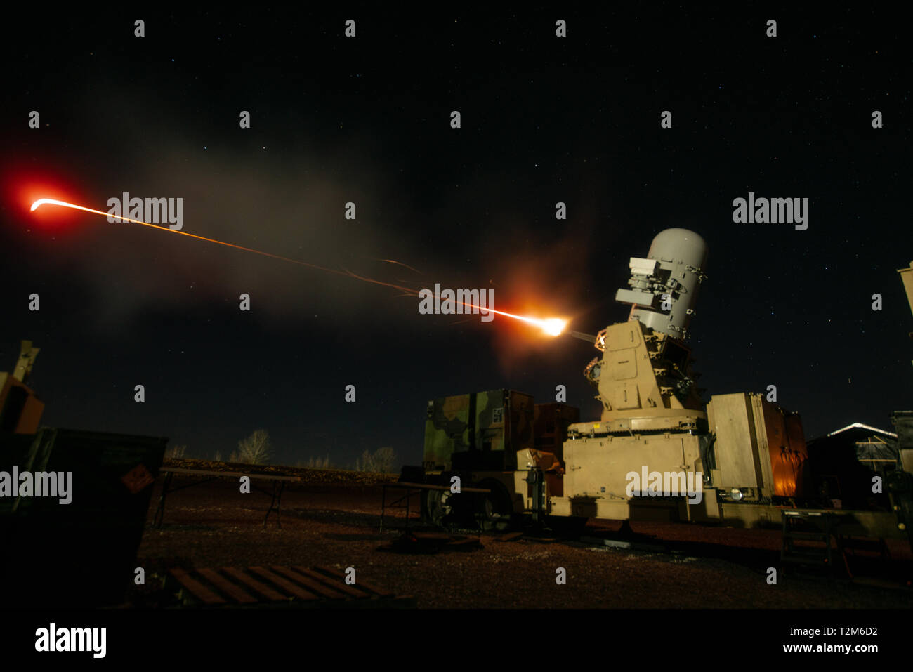 A 2nd Battalion, 44th Air Defense Artillery Regiment, 101st Airborne Division Sustainment Brigade, 101st Abn. Div., counter-rocket, artillery and mortar (C-RAM) fires March 27 at an aerial target at Fort Campbell, Ky. 2-44 ADA deploys to defeat air, and rocket, artillery, mortar threats through the integration of active defense, passive defense and attack operations by enabling efficiencies across all war fighting functions.  (US Army photo by Sgt. Patrick Kirby, 40th Public Affairs Detachment) Stock Photo