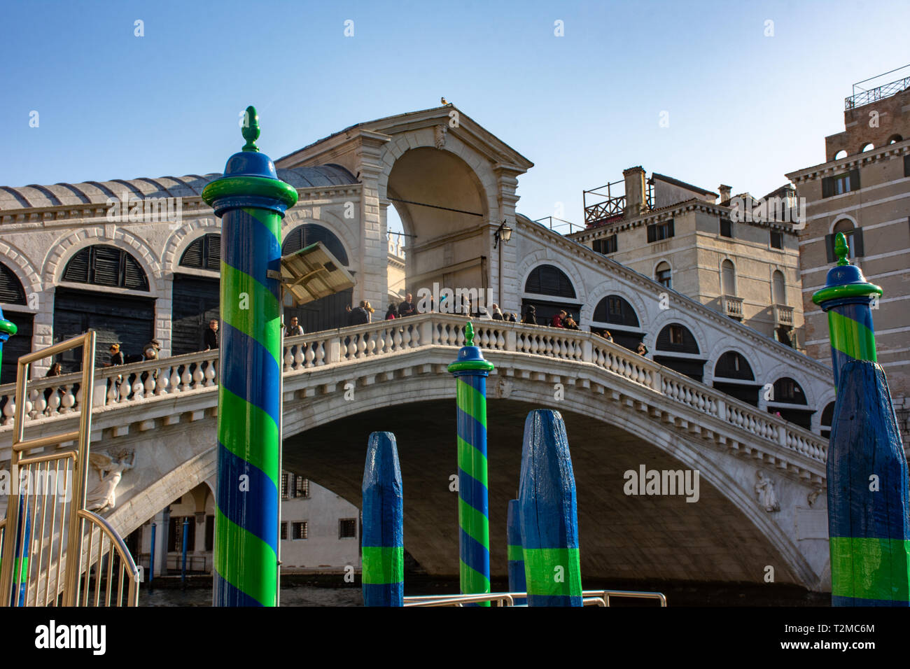 Italy, Venice, view of the Rialto bridge Stock Photo - Alamy