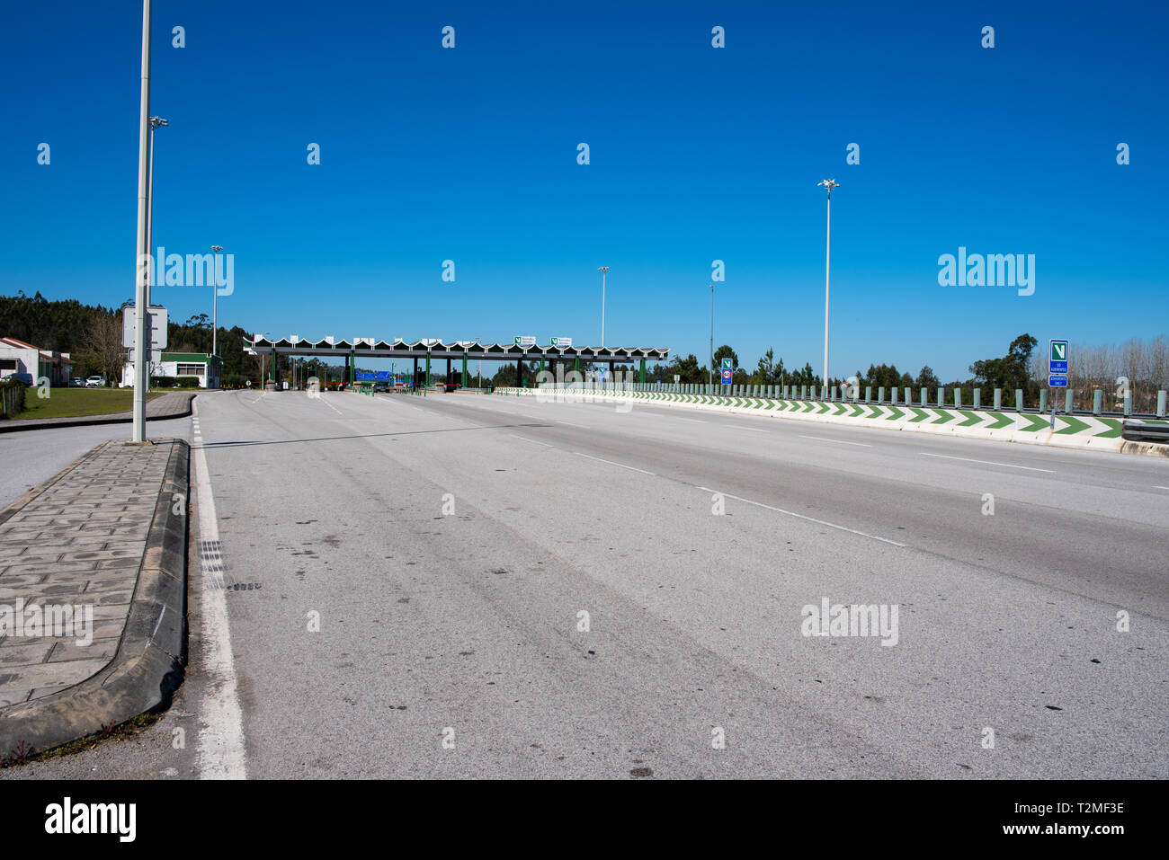 Highway toll booth vehicles hi-res stock photography and images - Alamy