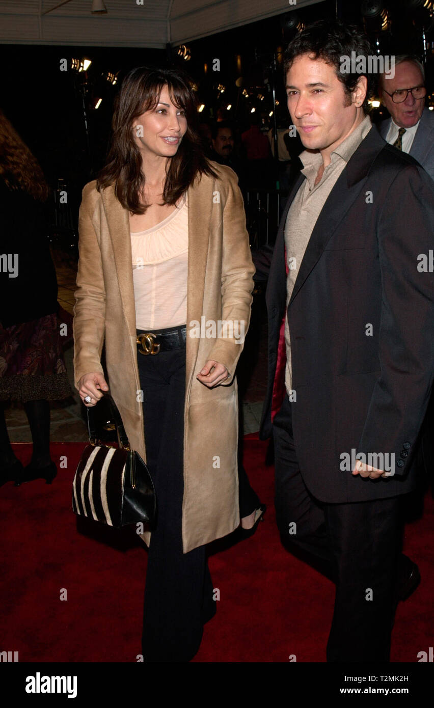 Gina gershon and boyfriend hi res stock photography and images Alamy