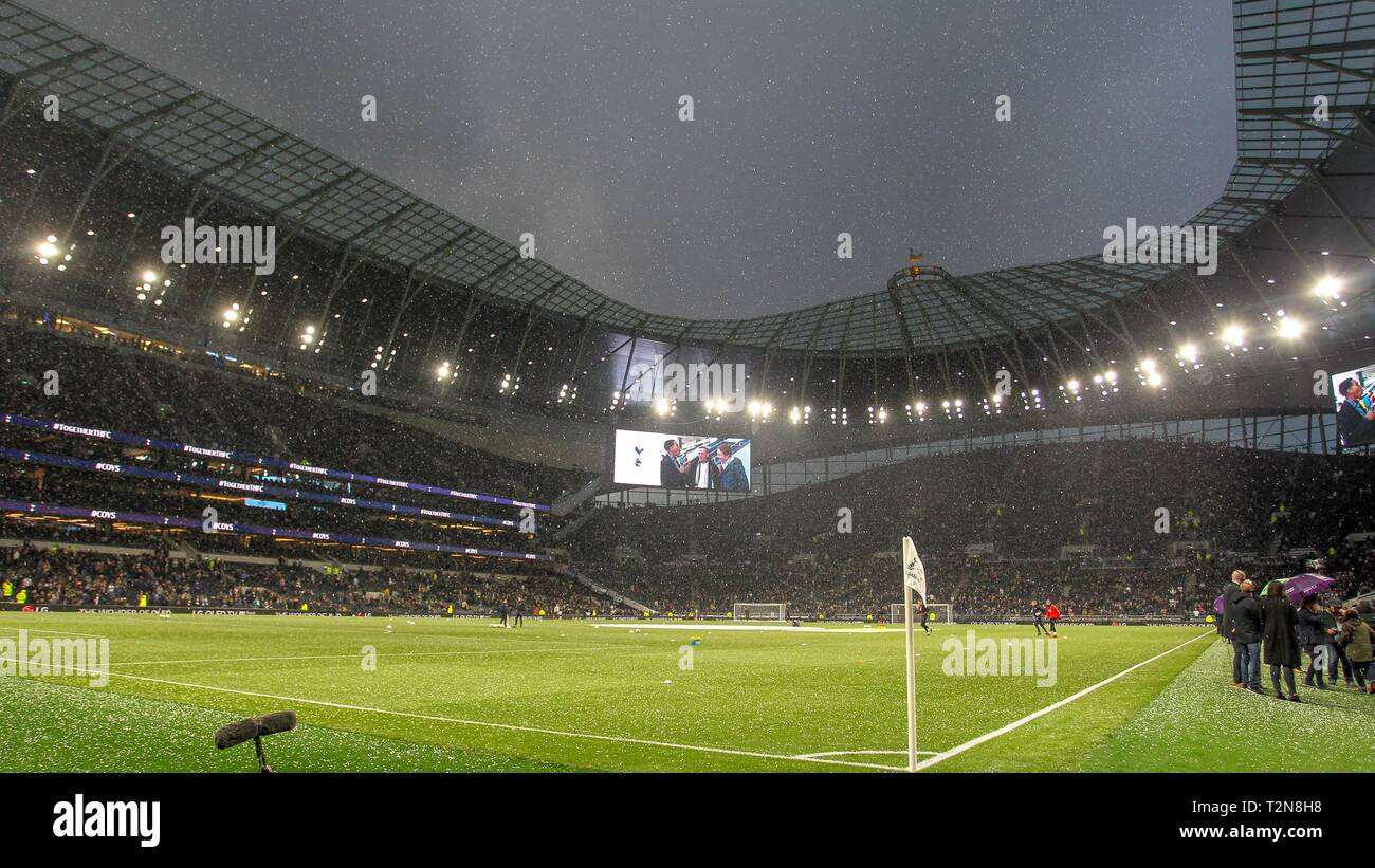 London, UK. 3rd Apr, 2019. Snow falls before the Premier League match between Tottenham Hotspur and Crystal Palace at Tottenham Hotspur Stadium on April 3rd 2019 in London, England. (Photo by Paul Raffety/phcimages.com) Credit: PHC Images/Alamy Live News Stock Photo