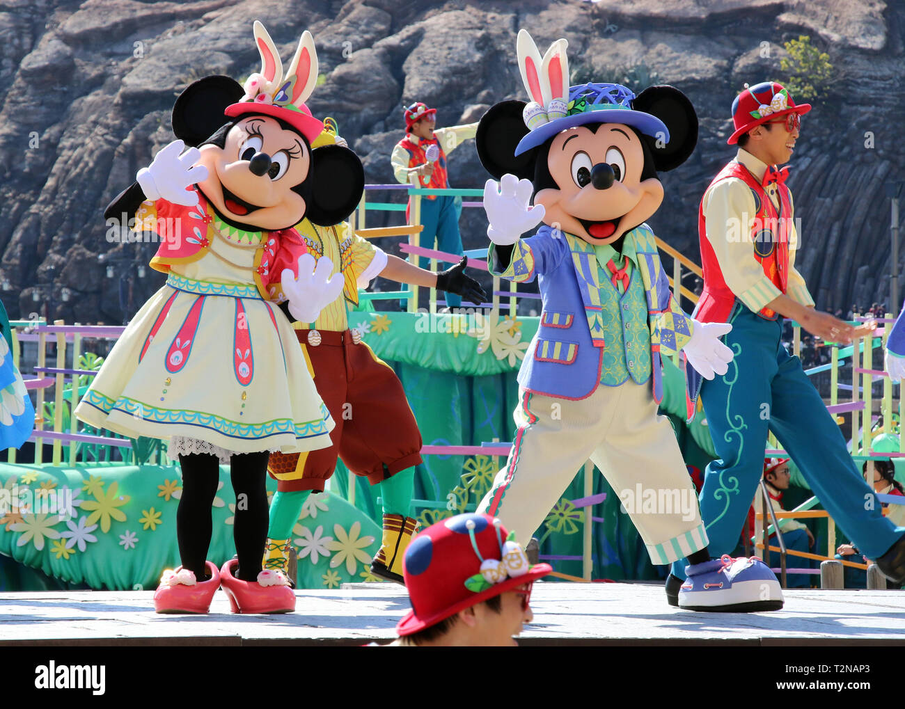 Hane tilfredshed Kiks Tokyo, Japan. 3rd Apr, 2019. Disney character Mickey and Minnie Mouse  perform on a stage during a press preview of the new Easter attraction "Tip- Top Easter" at Tokyo DisneySea in Urayasu, suburban