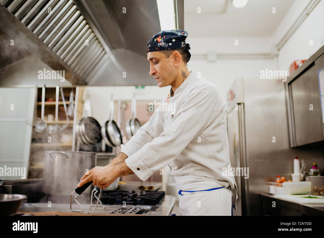 Commercial kitchen hires stock photography and images Alamy