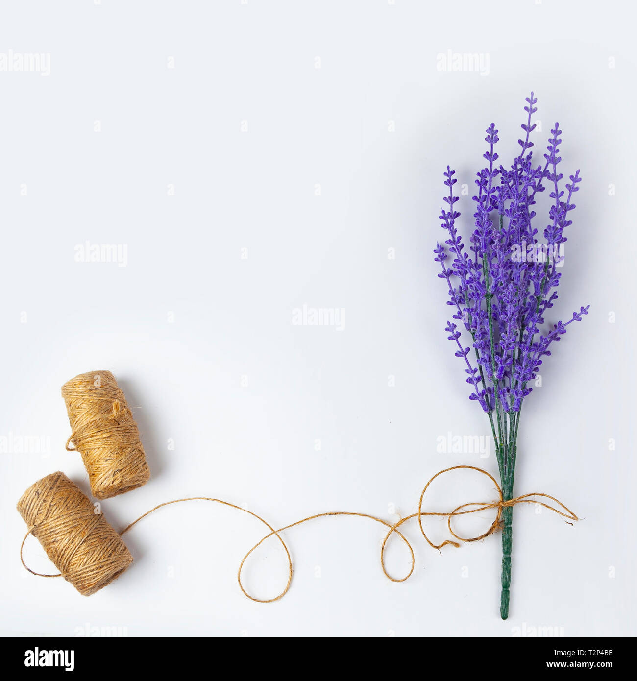 Flower bunch paper side hi-res stock photography and images - Alamy