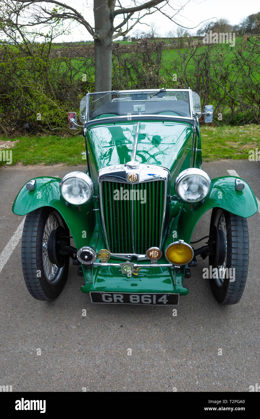 Classic British Racing Green Hi Res Stock Photography And Images Alamy