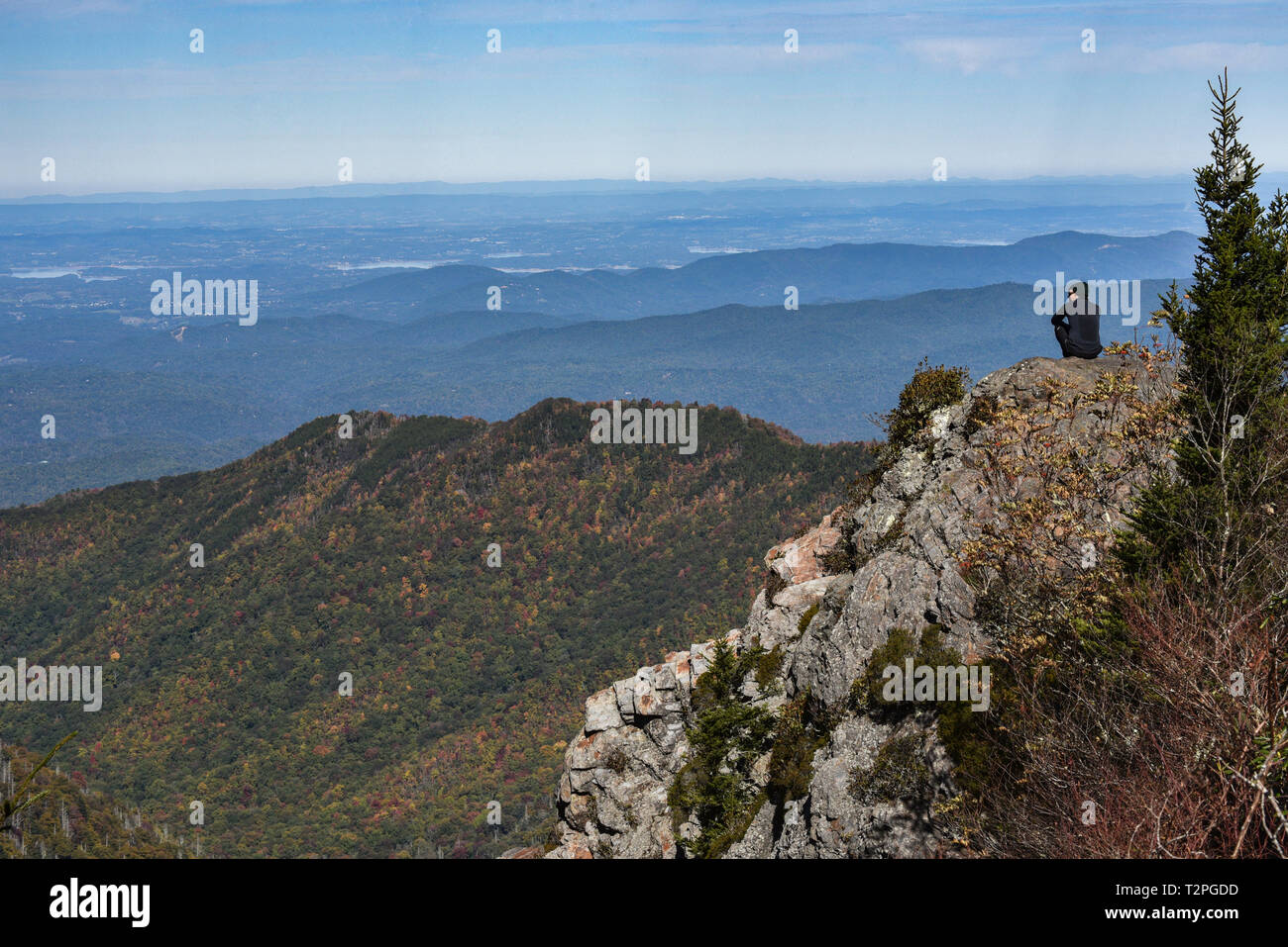 Spectacular mountain range vistas from Charlies Bunion, Appalachian