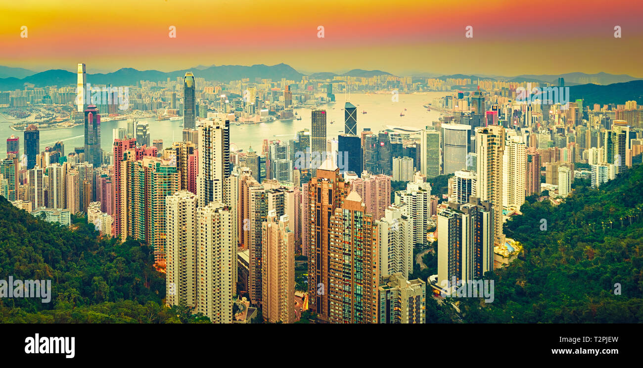 Hong Kong skyline at sunset. View from Victoria peak. Panorama Stock ...