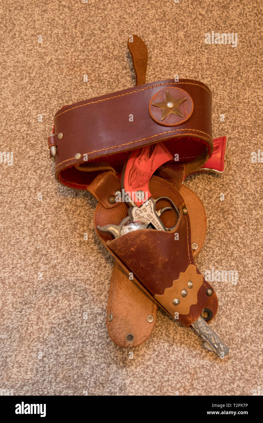 Crescent toy company rustler 45 cap gun hires stock photography and