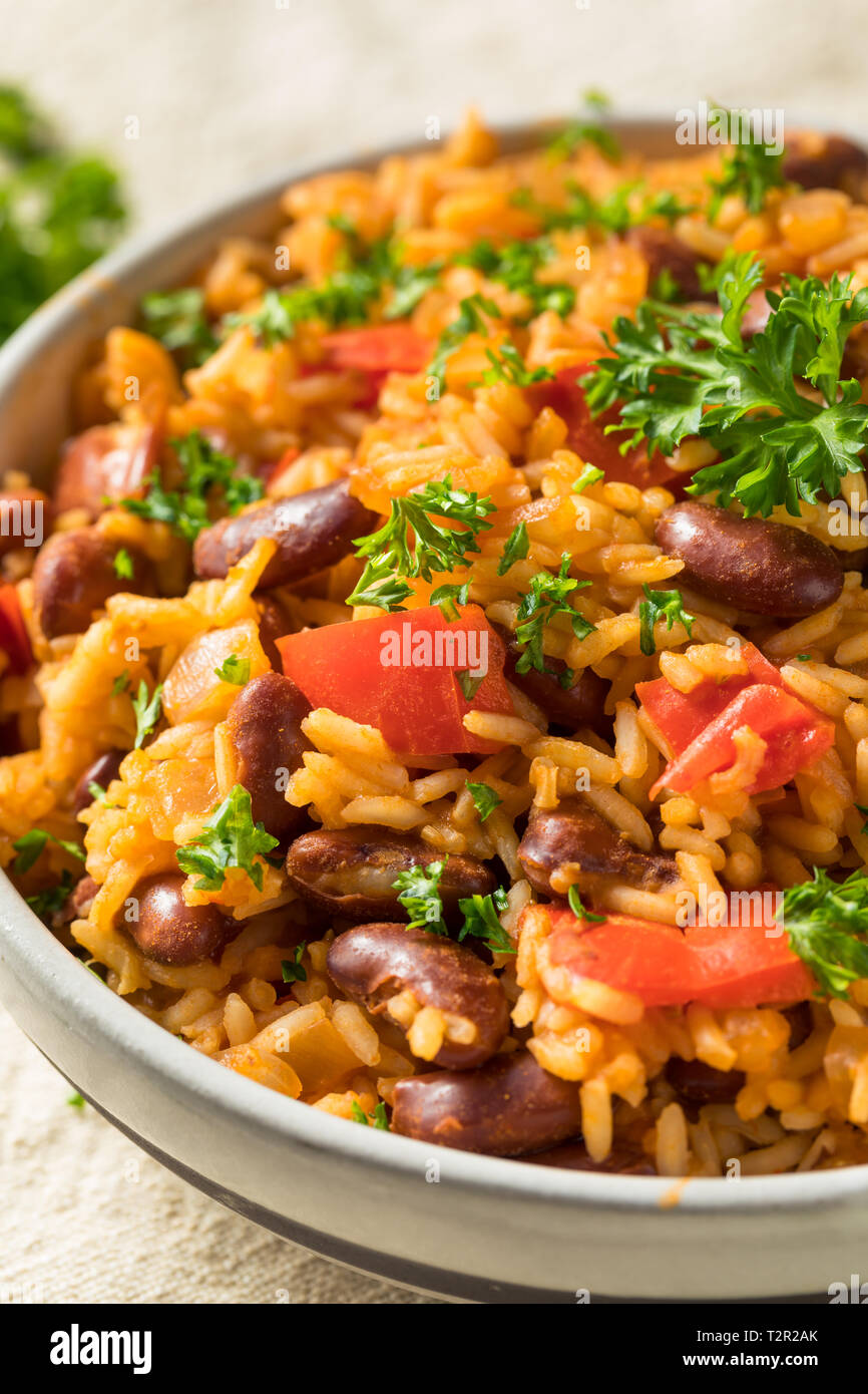 Black rice and red rice hi-res stock photography and images - Alamy