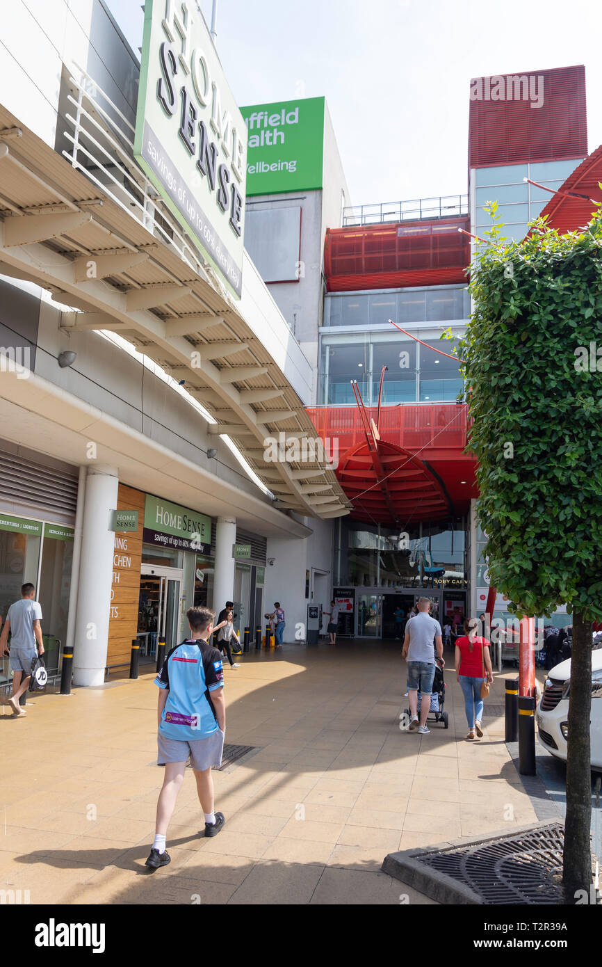 Brewery Shopping Centre Romford Hi res Stock Photography And Images Alamy