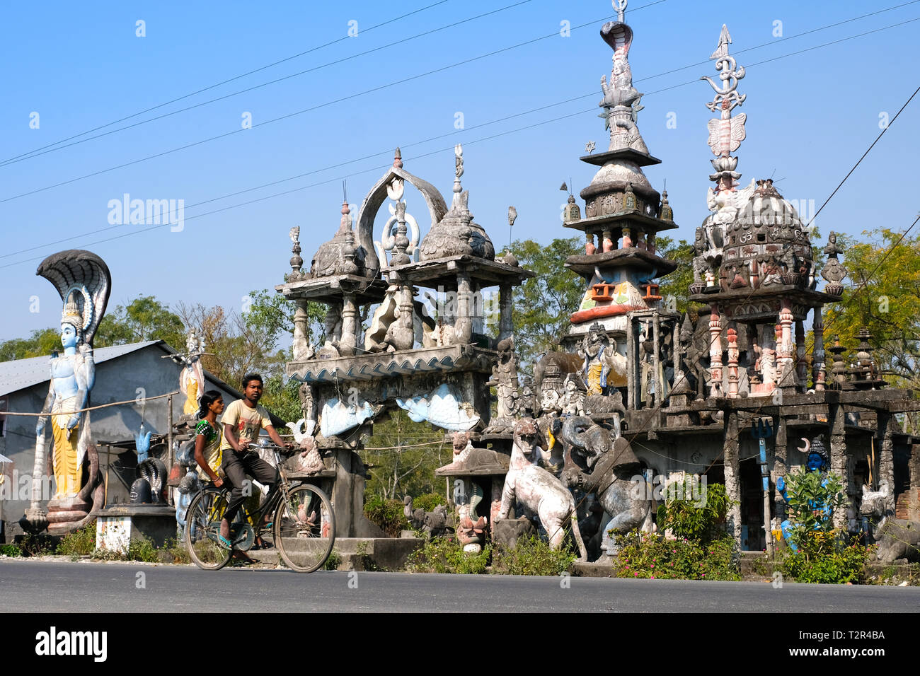 street side Hindu tempel in Assam, India Stock Photo