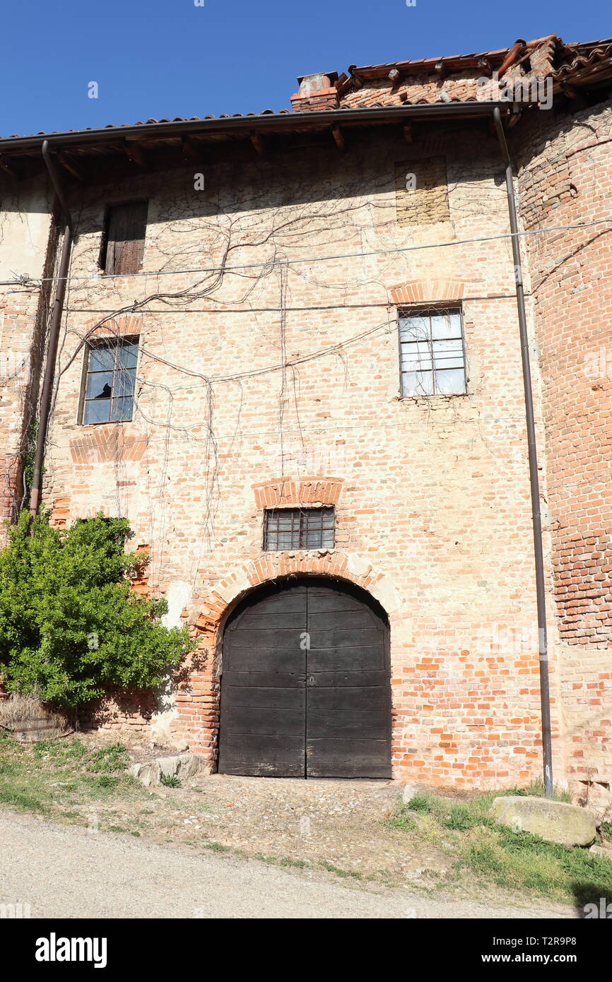 Medieval castle of Rocchetta Tanaro Stock Photo Alamy