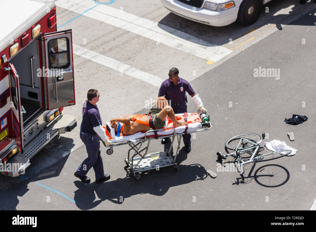 Paramedic Cyclist High Resolution Stock Photography and Images - Alamy