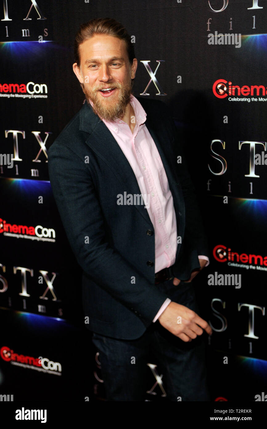 Actor Charlie Hunnam Arrives At The Stxfilms Presentation Red