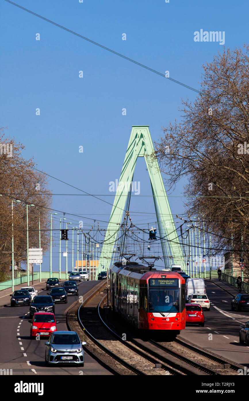 the Severins bridge across the river Rhine, cars and tram, Cologne, Germany.  die Severinsbruecke ueber den Rhein, Autos und Strassenbahn, Koeln, Deut Stock Photo