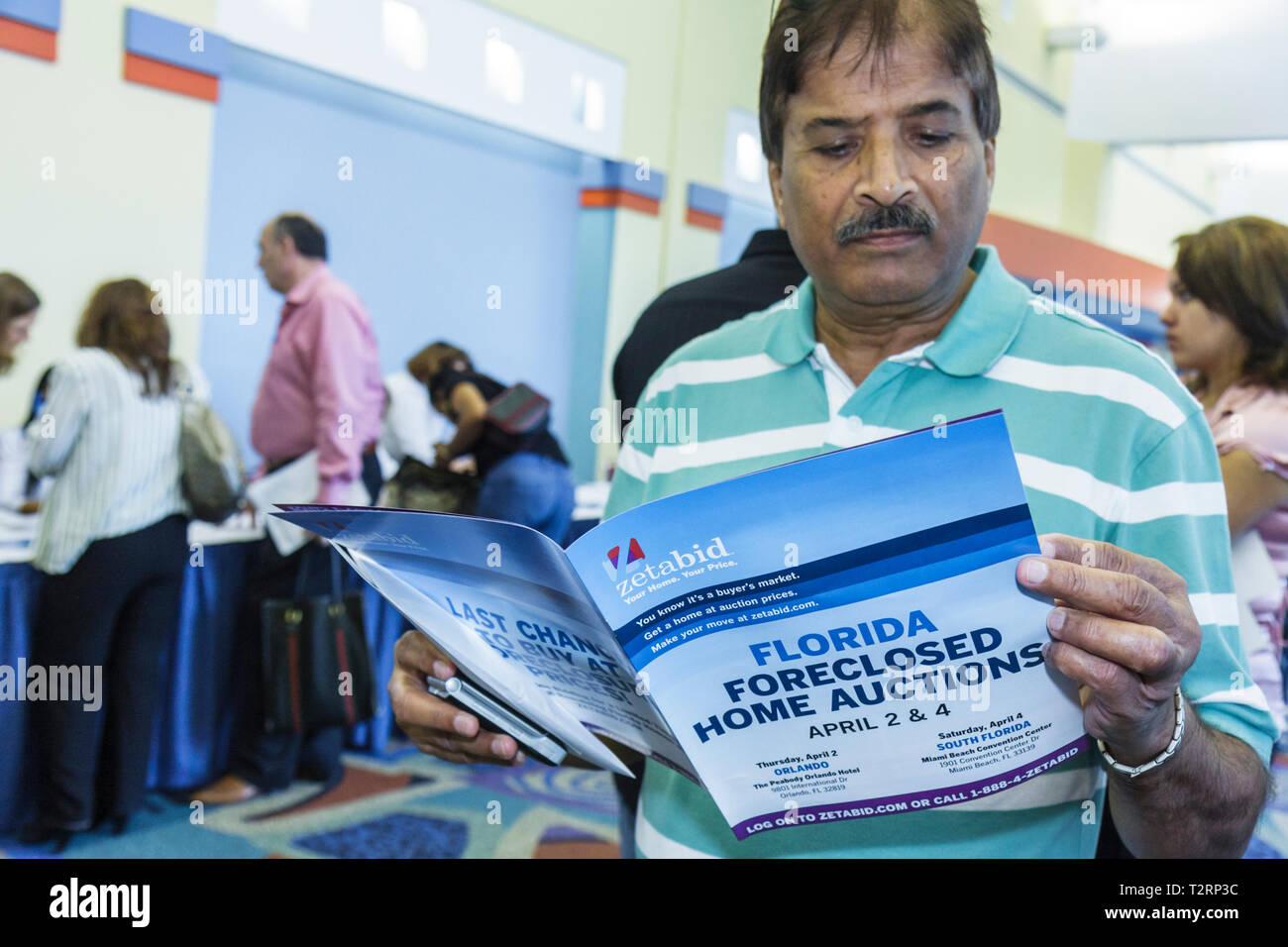 Brochure brochures leaflet leaflets folder folders pamphlet pamphlets