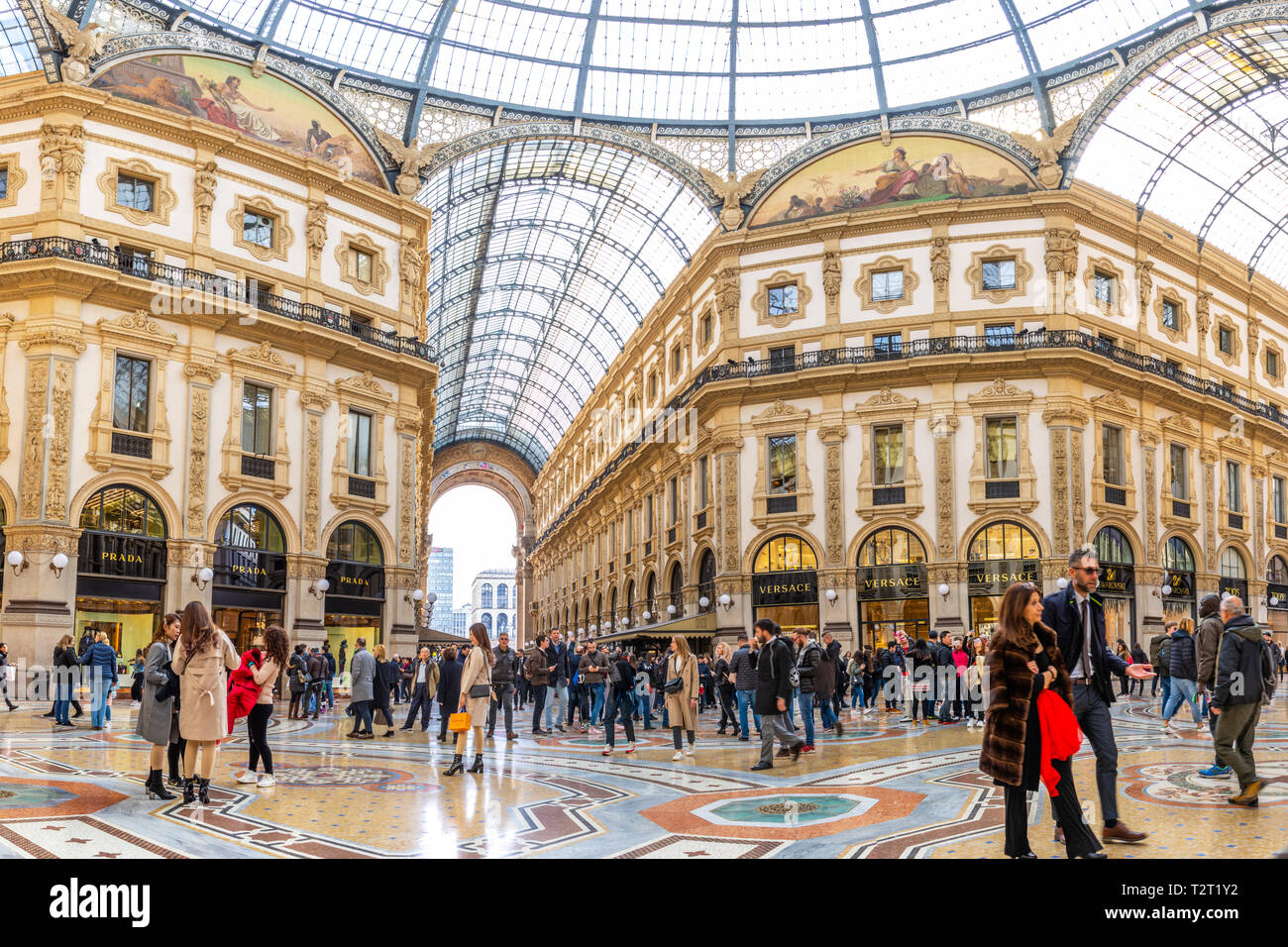 Galleria Vittorio Emanuele II in Milan: the oldest shopping centre