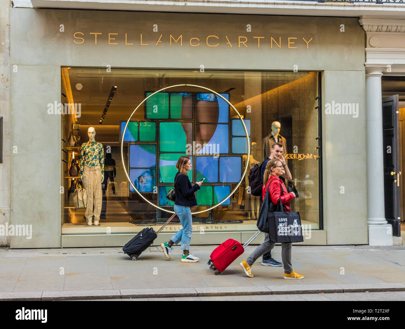 Stella mccartney shop london hi-res stock photography and images - Alamy
