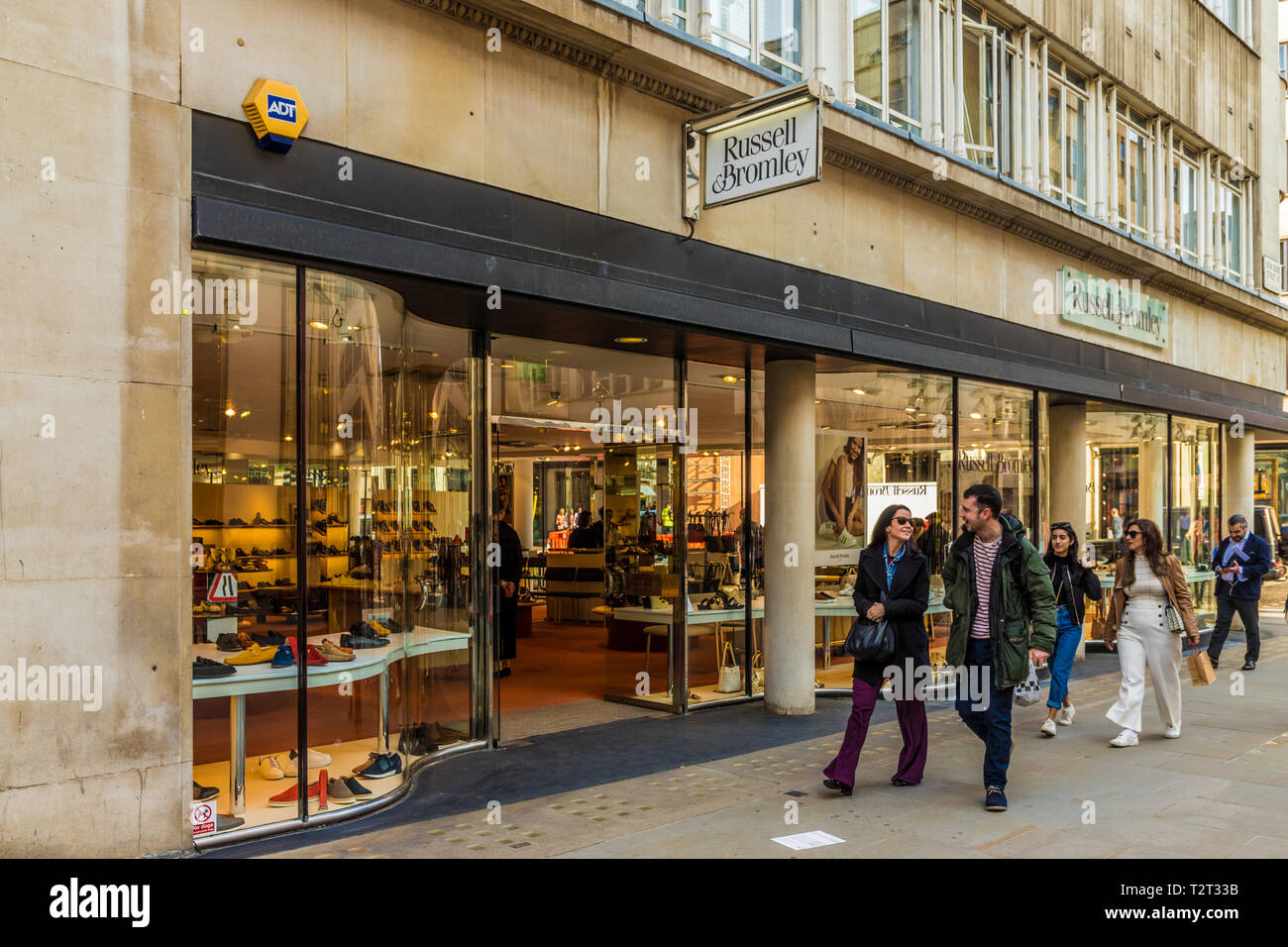 Russell and bromley bond street hi res stock photography and images Alamy