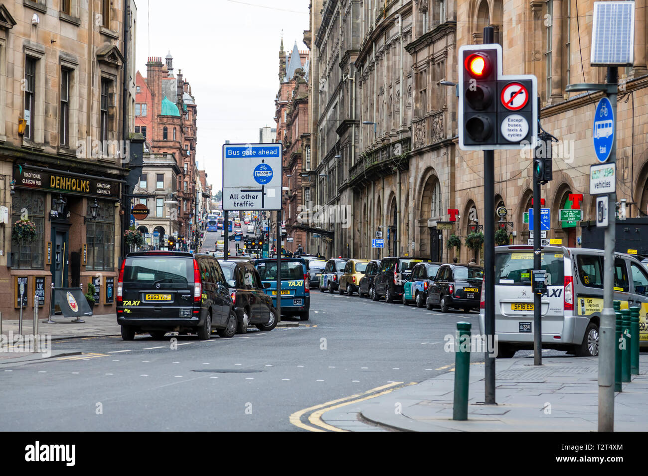 Street View Glasgow City Centre View Looking North Up Hope Street In Glasgow City Centre, Scotland, Uk  Stock Photo - Alamy