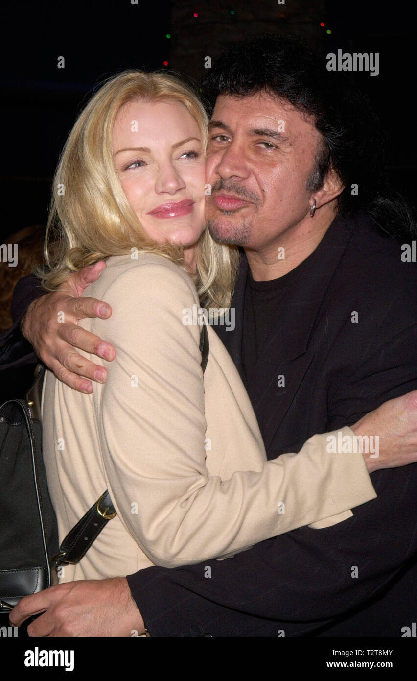 Gene simmons and shannon tweed hi-res stock photography and images