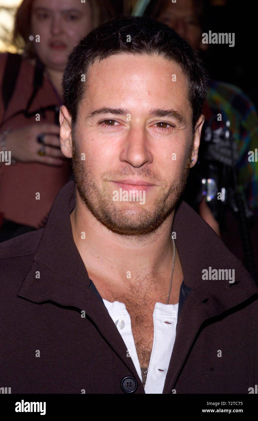 LOS ANGELES, CA. September 06, 2000: Actor ROB MORROW at the New York premiere of 'Nurse Betty.' Picture: Paul Smith/Featureflash Stock Photo