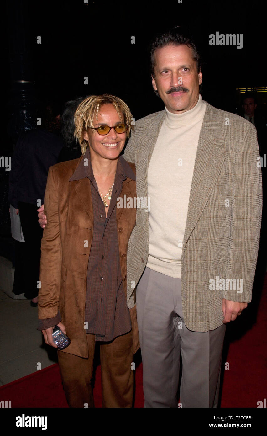 LOS ANGELES, CA. October 12, 2000: Actress SHARI BELAFONTE & husband at the world premiere, in Beverly Hills, of Pay It Forward. © Paul Smith / Featureflash Stock Photo