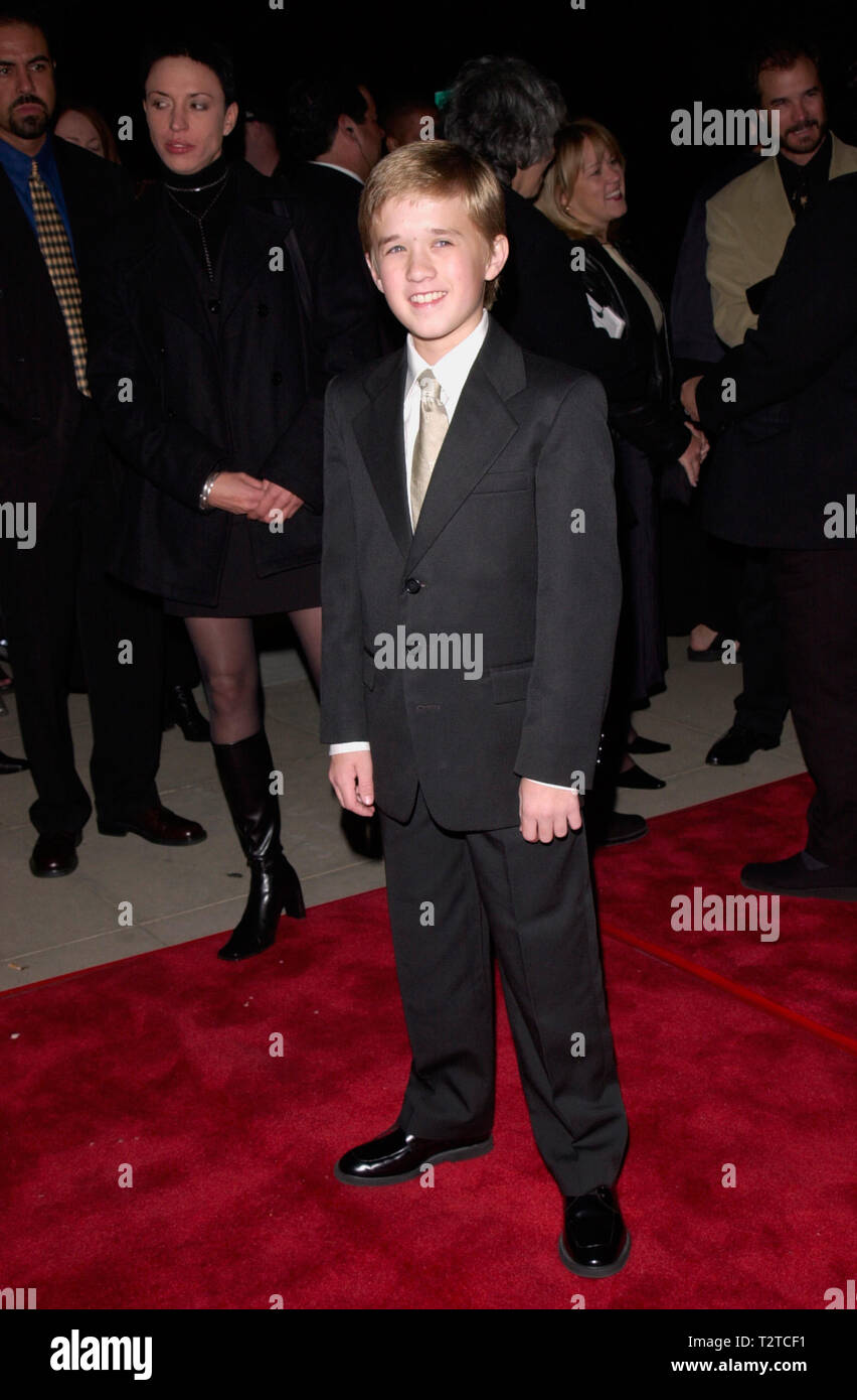 LOS ANGELES, CA. October 12, 2000: Actor HALEY JOEL OSMENT at the world premiere, in Beverly Hills, of his new movie Pay It Forward. © Paul Smith / Featureflash Stock Photo