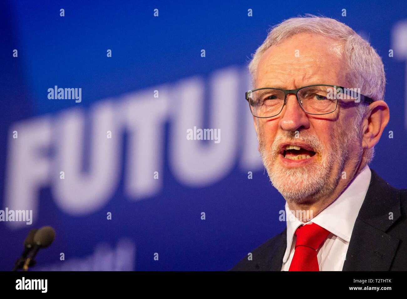 Jeremy Corbyn speaks to the EEF (Engineering Employers' Federation) at the Queen Elizabeth II Centre, London, UK. Stock Photo