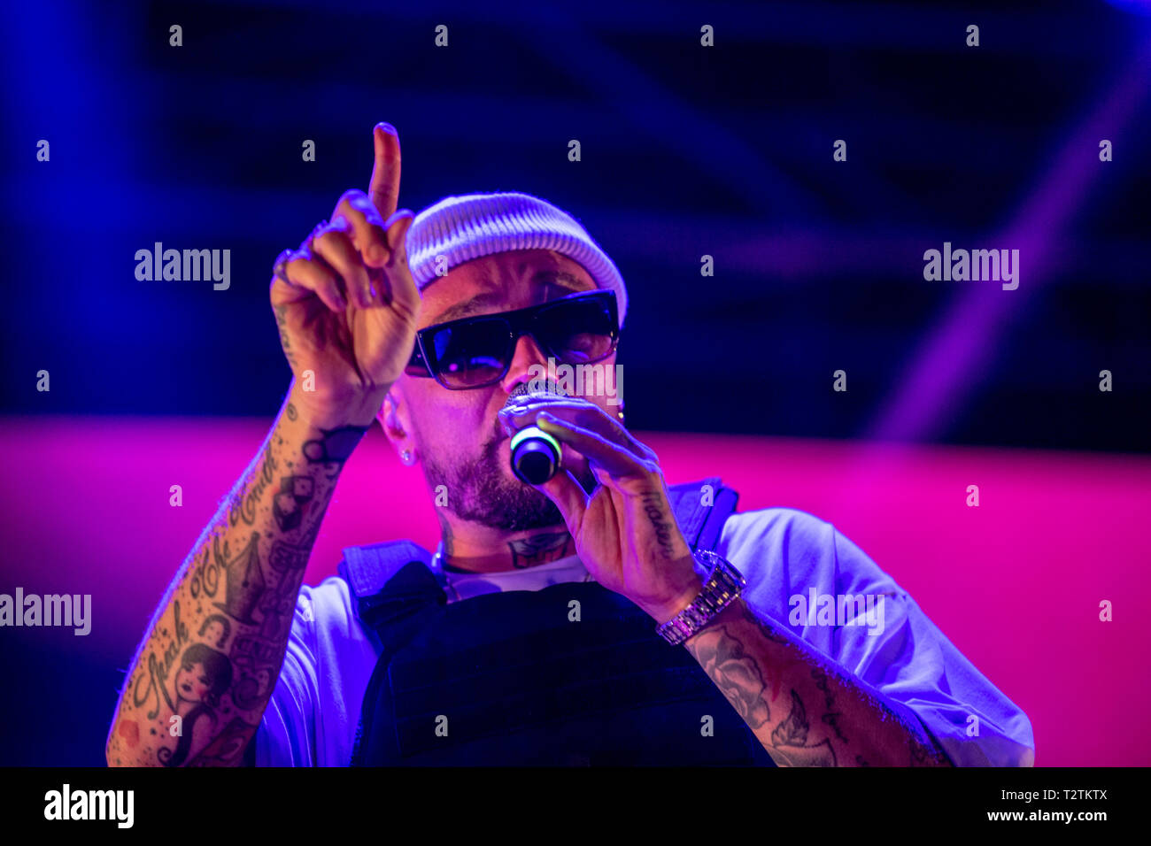 Gue concert hi-res stock photography and images - Alamy