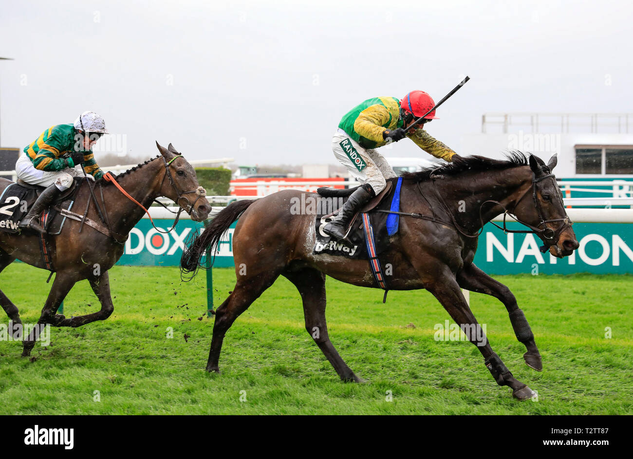 Aintree Racecourse, Aintree, UK. 4th Apr, 2019. The 2019 Grand National horse racing festival, day 1; Supasundae ridden by Robbie Power wins The Betway Aintree Hurdle from Buveur D'Air ridden by Barry Geraghty Credit: Action Plus Sports/Alamy Live News Stock Photo