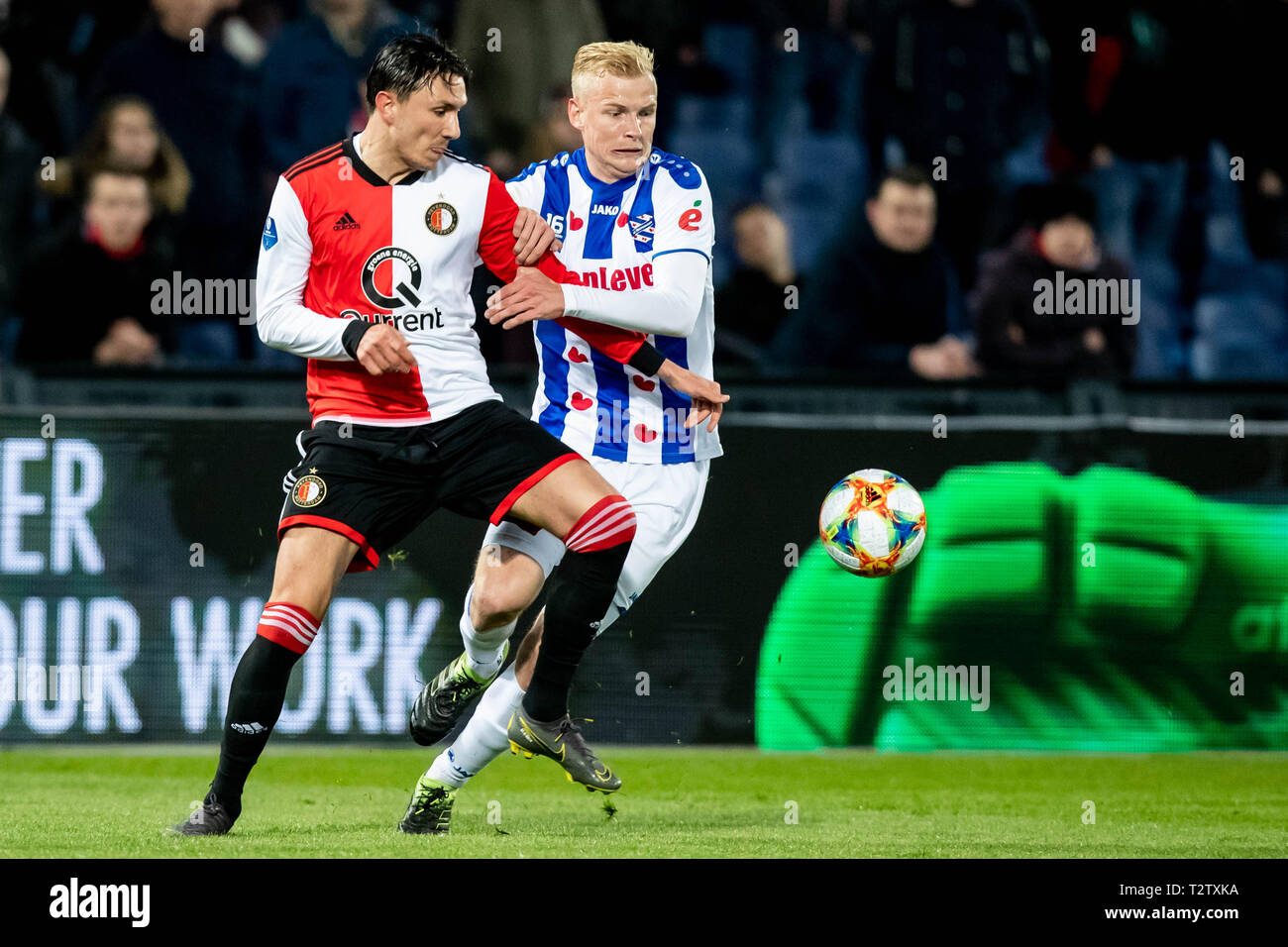Rotterdam Feyenoord Heerenveen Football Season 2018 2019 Eredivisie Stadium Feijenoord De Kuip 04 04 2019 Feyenoord Player Steven Berghuis L And Sc Heerenveen Player Lucas Woudenberg R Stock Photo Alamy