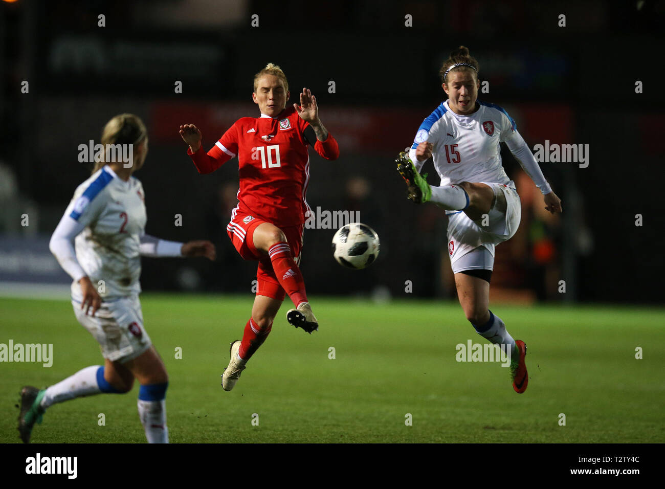 Kristyna Ruzickova of Slavia Praha challenges for the ball with