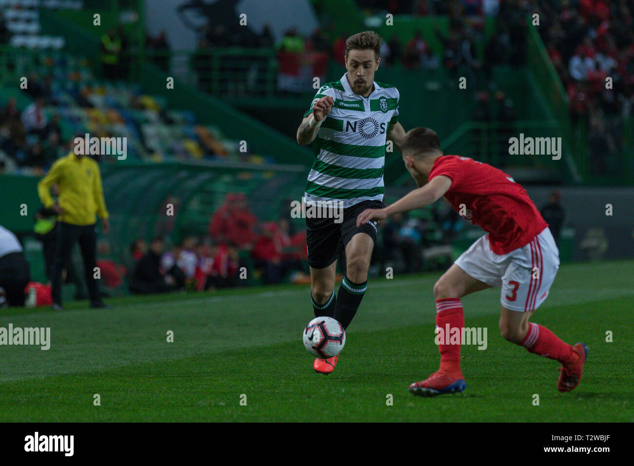 April 03, 2019. Lisbon, Portugal. Sporting's defender from Uruguay Sebastian Coates (4) in action during the game Sporting CP vs SL Benfica © Alexandre de Sousa/Alamy Live News Stock Photo