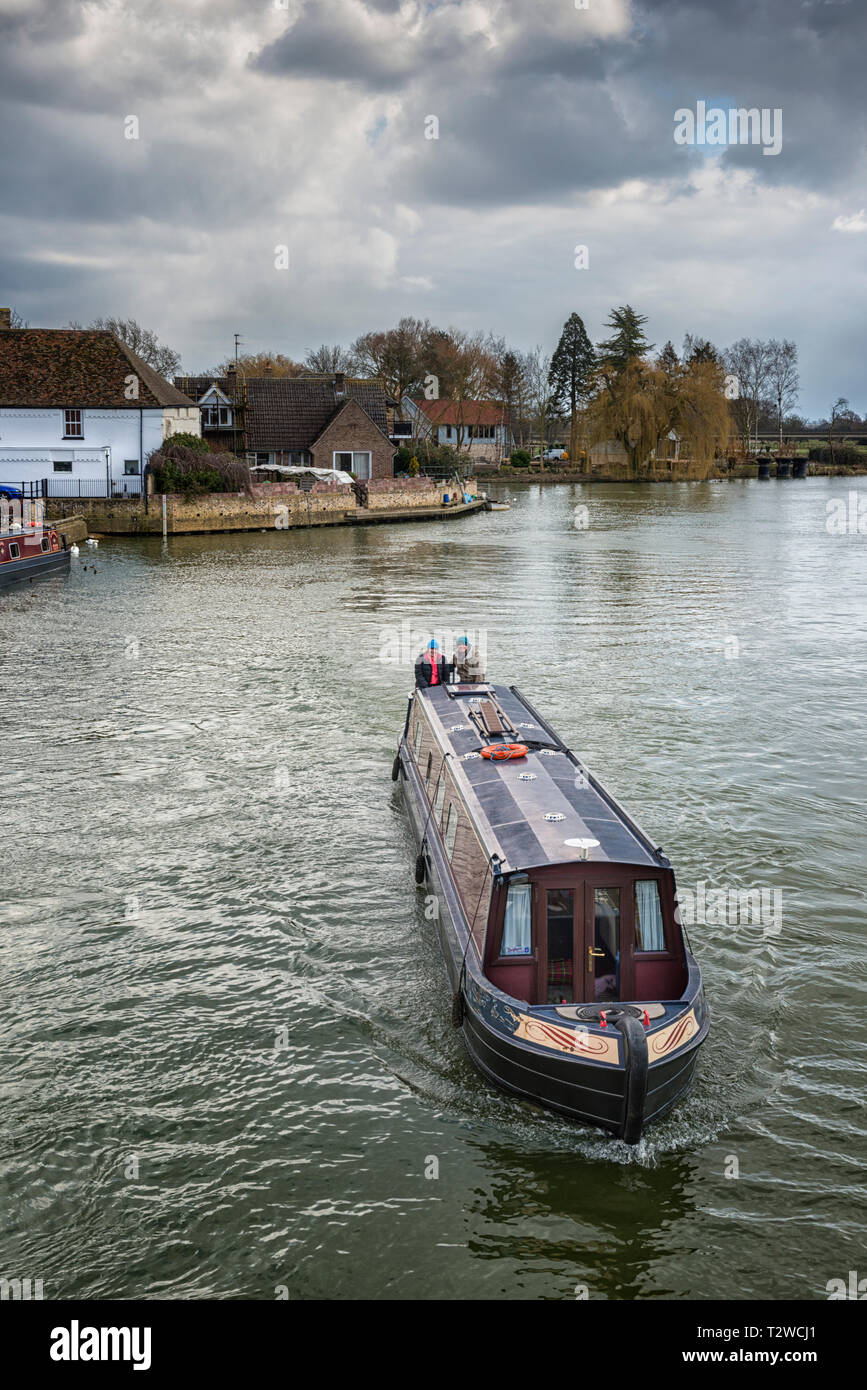 Boats on river ouse hires stock photography and images Alamy