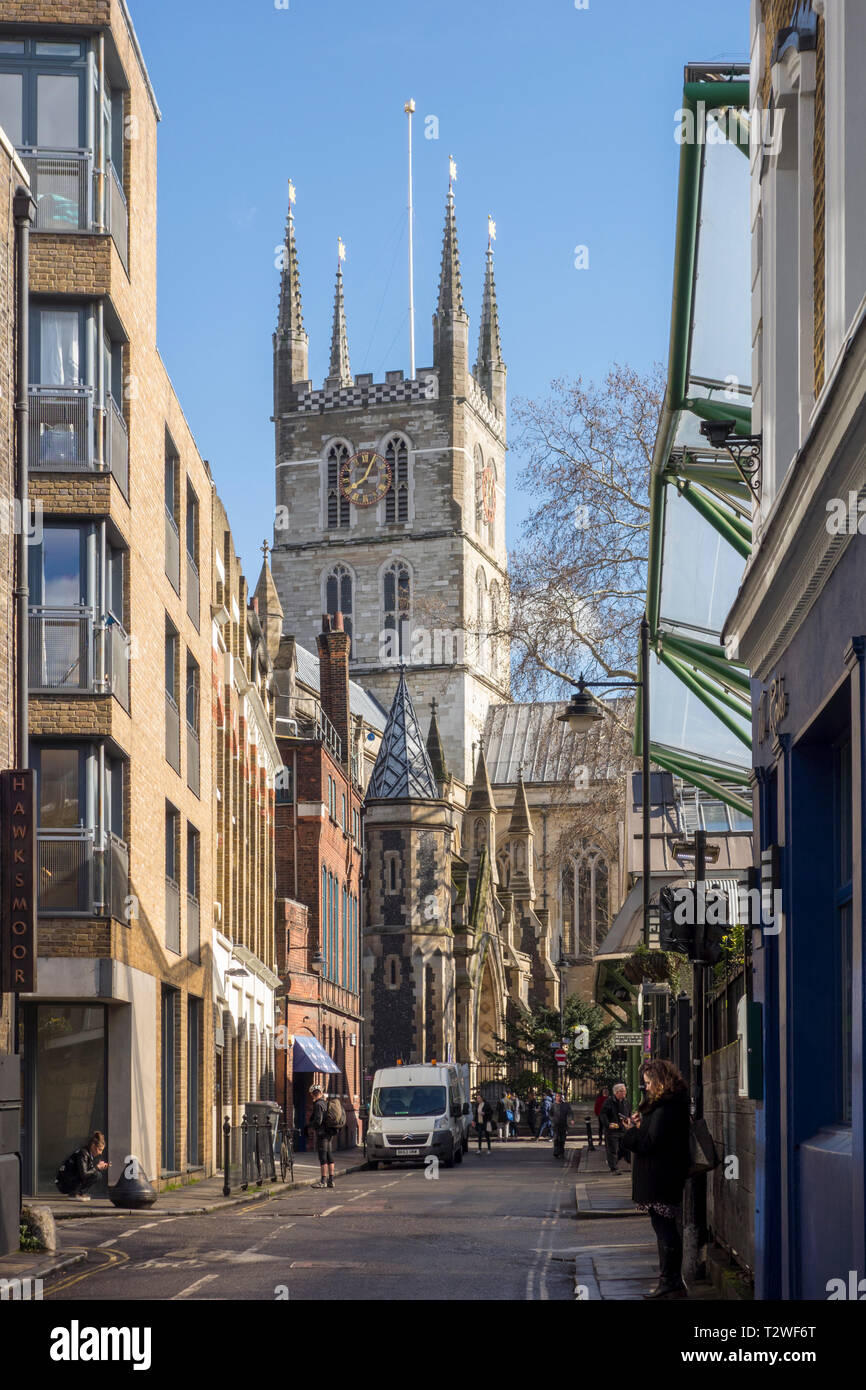 View of Southwark Cathedral from Winchester Walk next to Borough Market, Southwark, London, UK Stock Photo