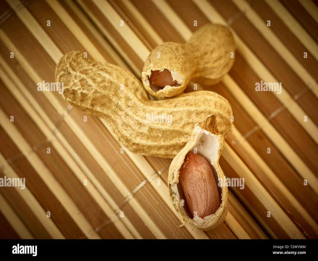 Peanuts food stilllife Stock Photo Alamy