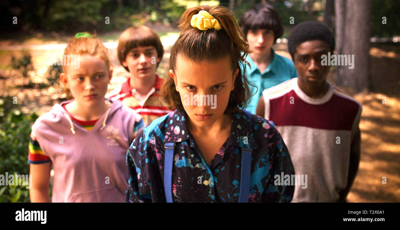 STRANGER THINGS 2016 > Netflix TV series with Millie Bobby Brown centre Stock Photo