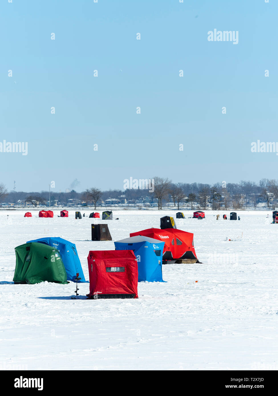 Ice fishing on Monona Bay, Madison, Wisconsin, USA Stock Photo - Alamy