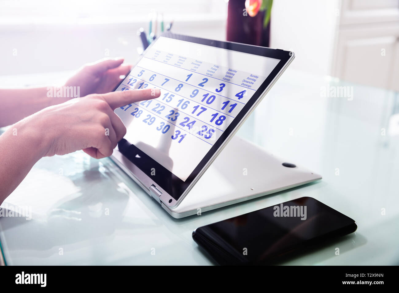 Due date management hi-res stock photography and images - Alamy