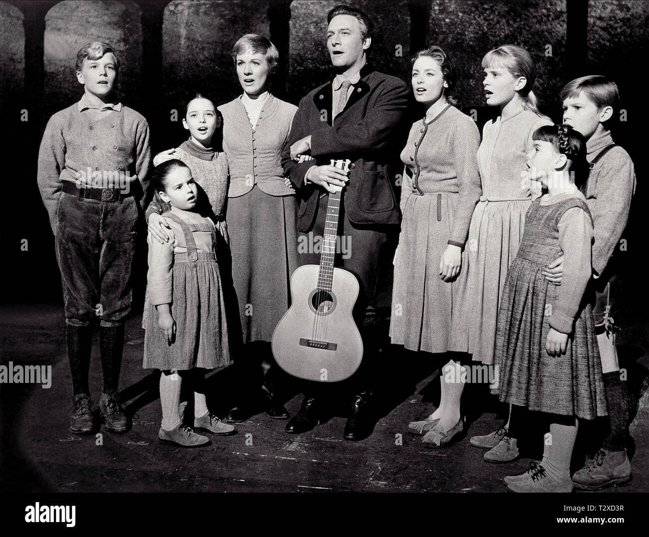 NICHOLAS HAMMOND, KYM KARATH, HEATHER MENZIES, JULIE ANDREWS, CHRISTOPHER PLUMMER, CHARMIAN CARR, PEGGY WOOD, DUANE CHASE, DEBBIE TURNER Stock Photo