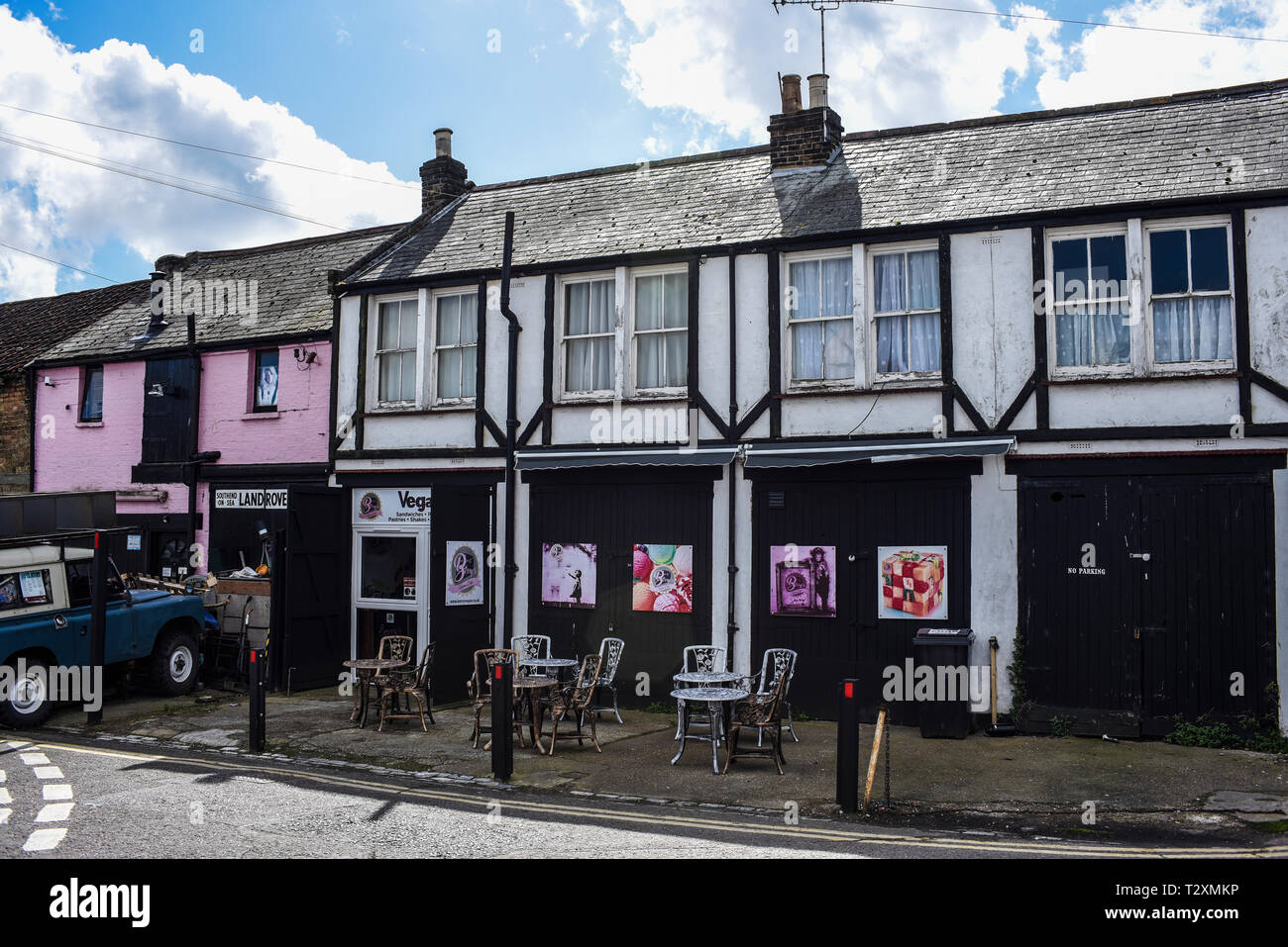 Coach houses hires stock photography and images Alamy