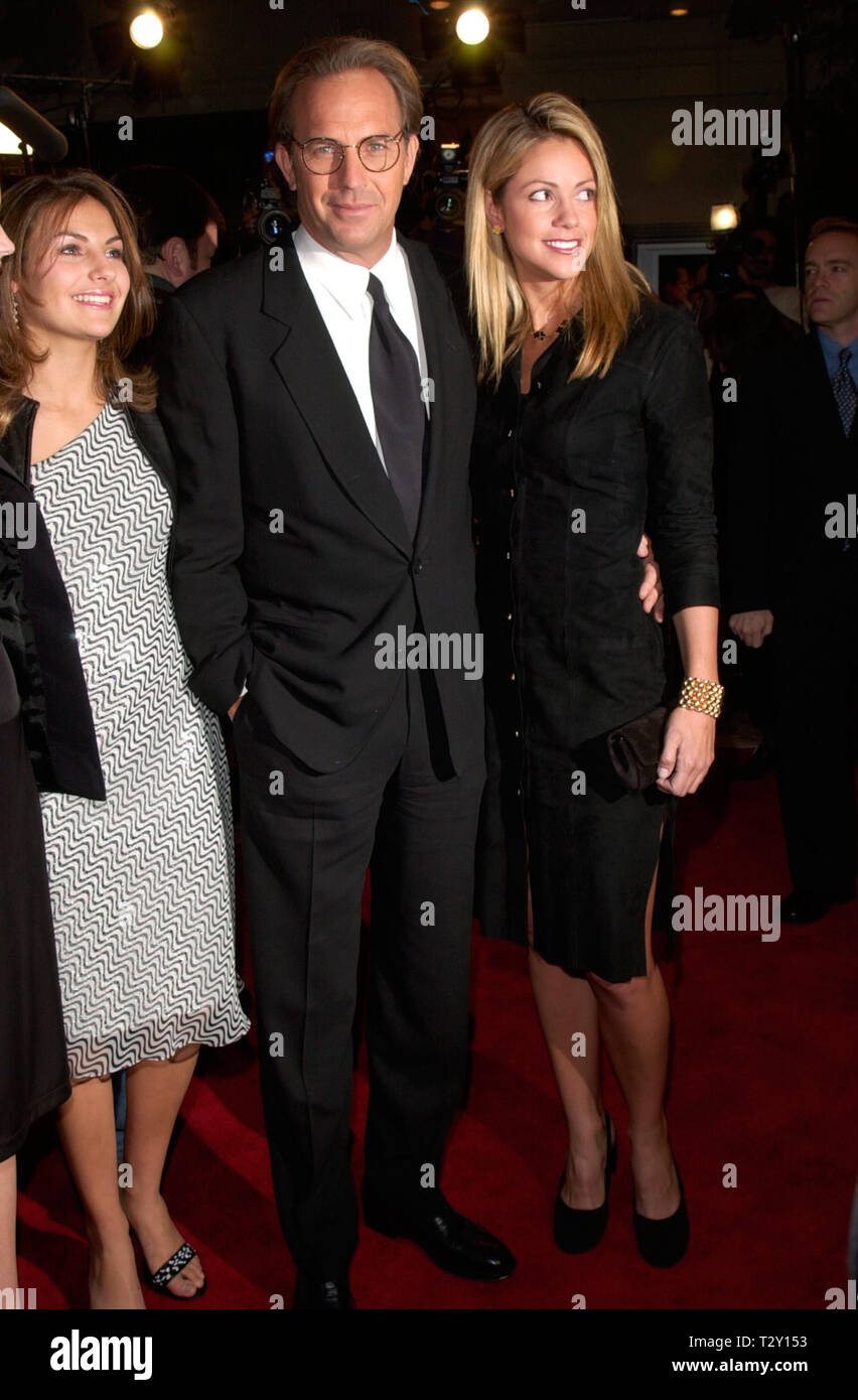 https://c8.alamy.com/comp/T2Y153/los-angeles-ca-december-19-2000-actor-kevin-costner-girlfriend-christine-baum-garten-at-the-los-angeles-premiere-of-his-new-movie-thirteen-days-paul-smithfeatureflash-T2Y153.jpg