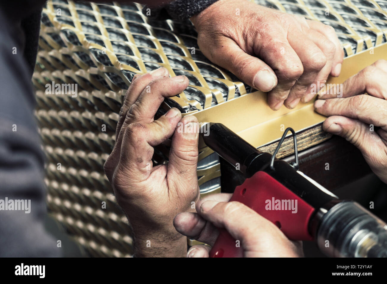 Rivet gun hires stock photography and images Alamy