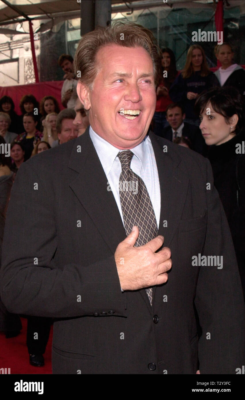 LOS ANGELES, CA. March 05, 2000:  Actor MARTIN SHEEN at the 2nd Annual TV Guide Awards, in Los Angeles.      © Paul Smith / Featureflash Stock Photo